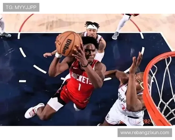 阿门半场三分5投零中却斩获10分4助展现全能表现